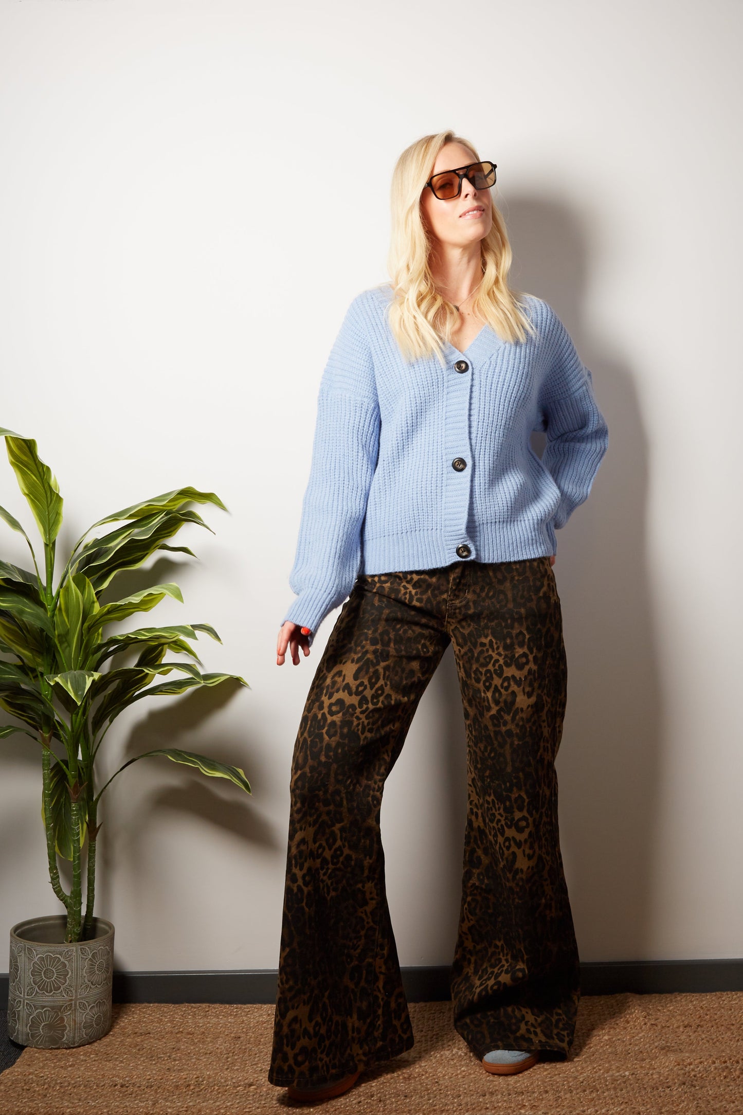 STEVIE High waist Leopard print wide-leg jeans