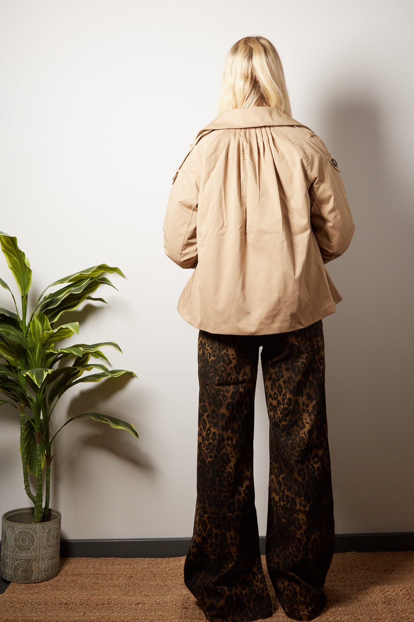 SARAH cropped trench Coat - Camel