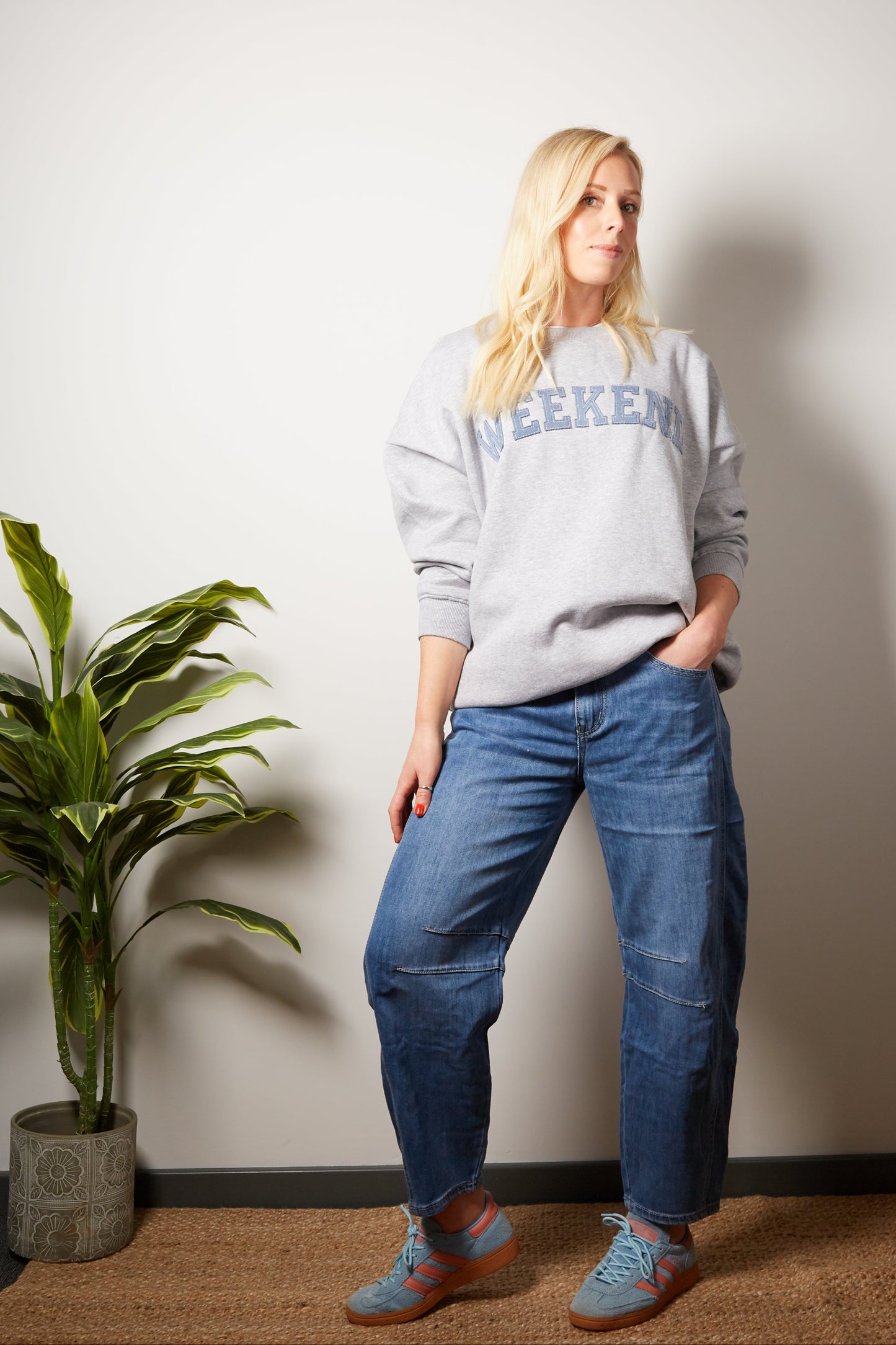 NATALIE Barrel Leg Summer Jeans