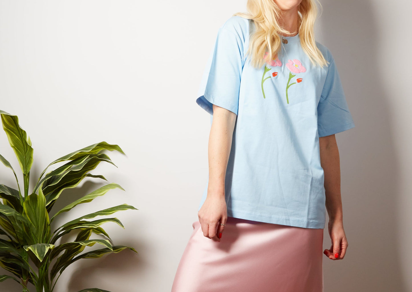 KATHE Oversized Flowers T-shirt